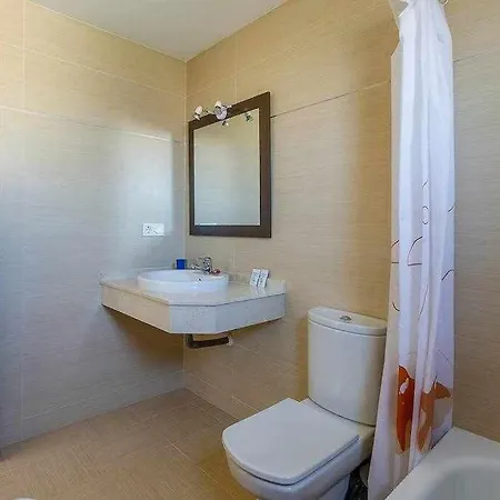 Apartment A&n La Vega 3 *